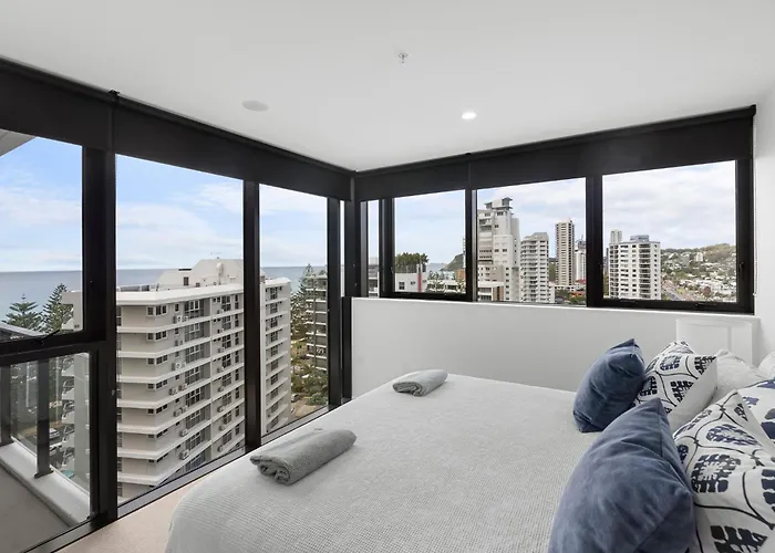 Immaculate Burleigh Apartment At Sandbar Burleigh Heads