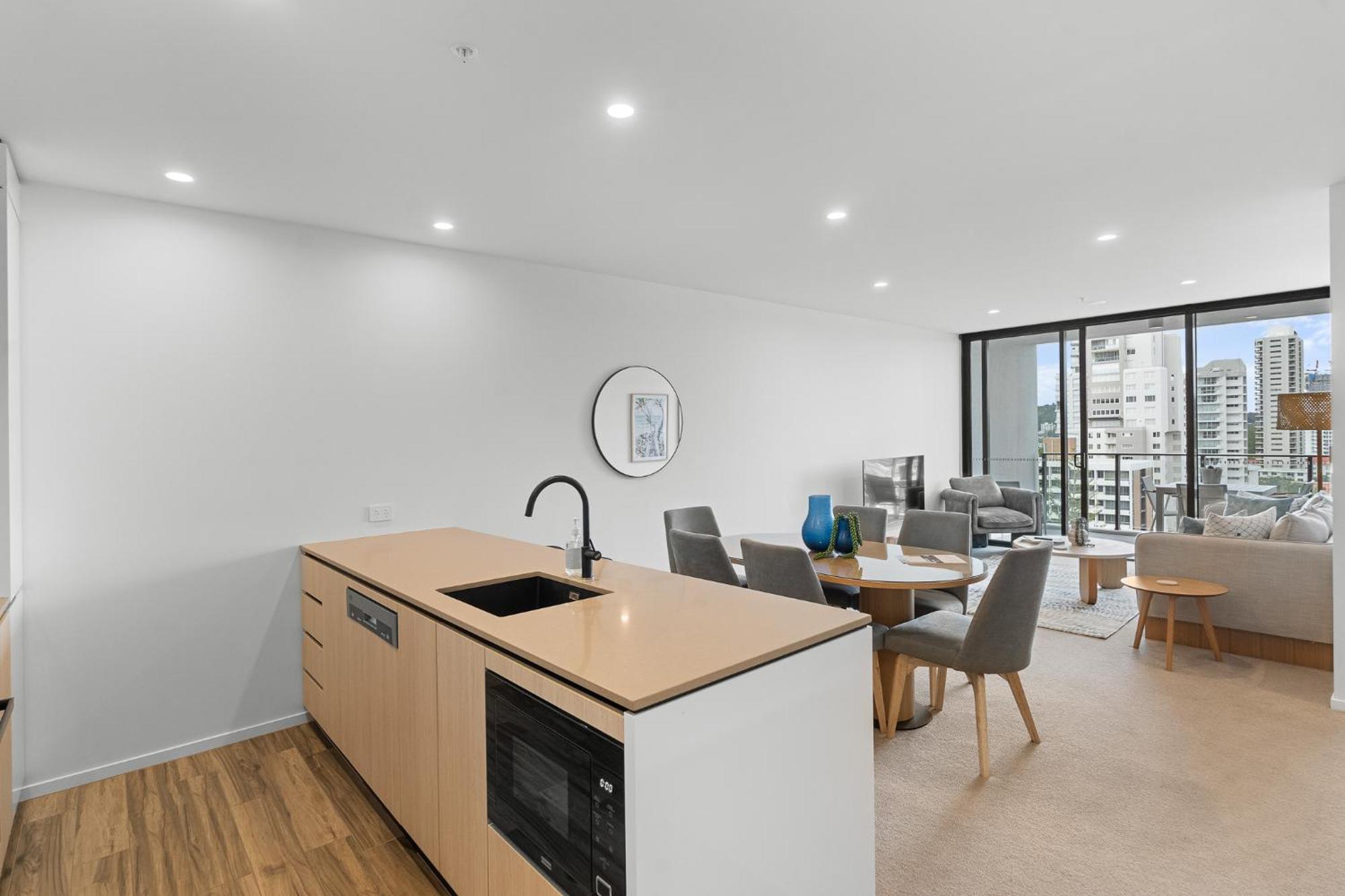 Immaculate Burleigh At Sandbar Burleigh Heads *